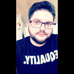 Meet your Posher, Tom